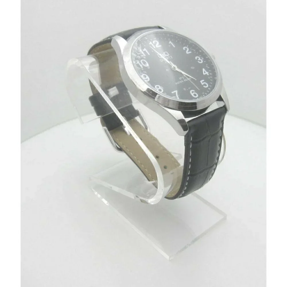 New Q & Q Quartz IPS 3 Bar Water Resistant Analog Dial Casual Watch (B491)